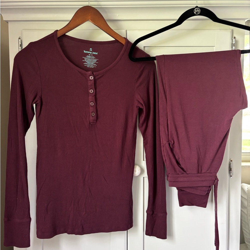 Tommy John Lounge Set XS Long Sleeve Henley and Jogger Pajama Set